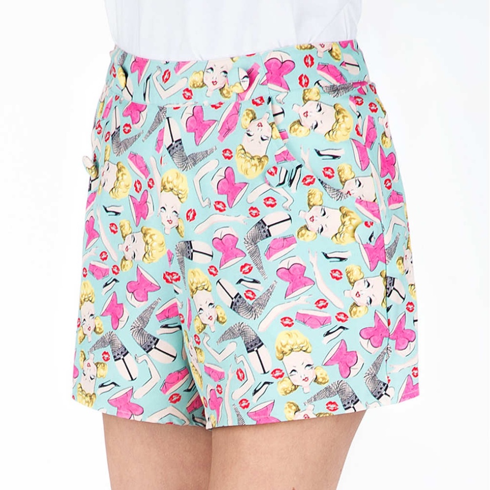 NWT Iron Fist Doll Parts Sailor Shorts Size: Small